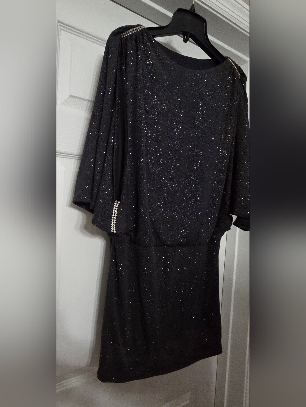 Betsy & Adam Black Sparkle Split-Sleeve Cocktail Dress Size 4 - Picture 3 of 14